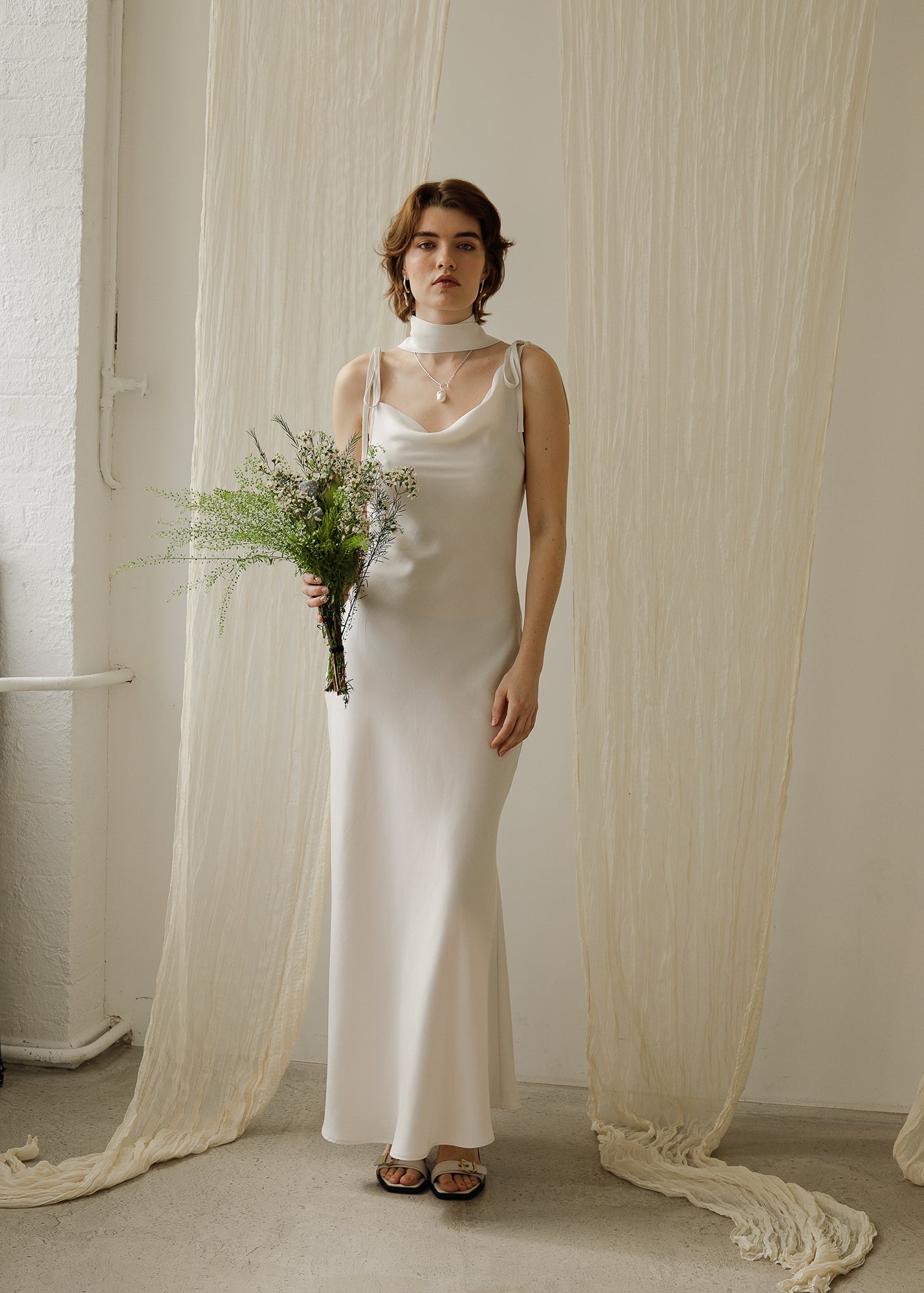 THE LUCIE DRESS - white