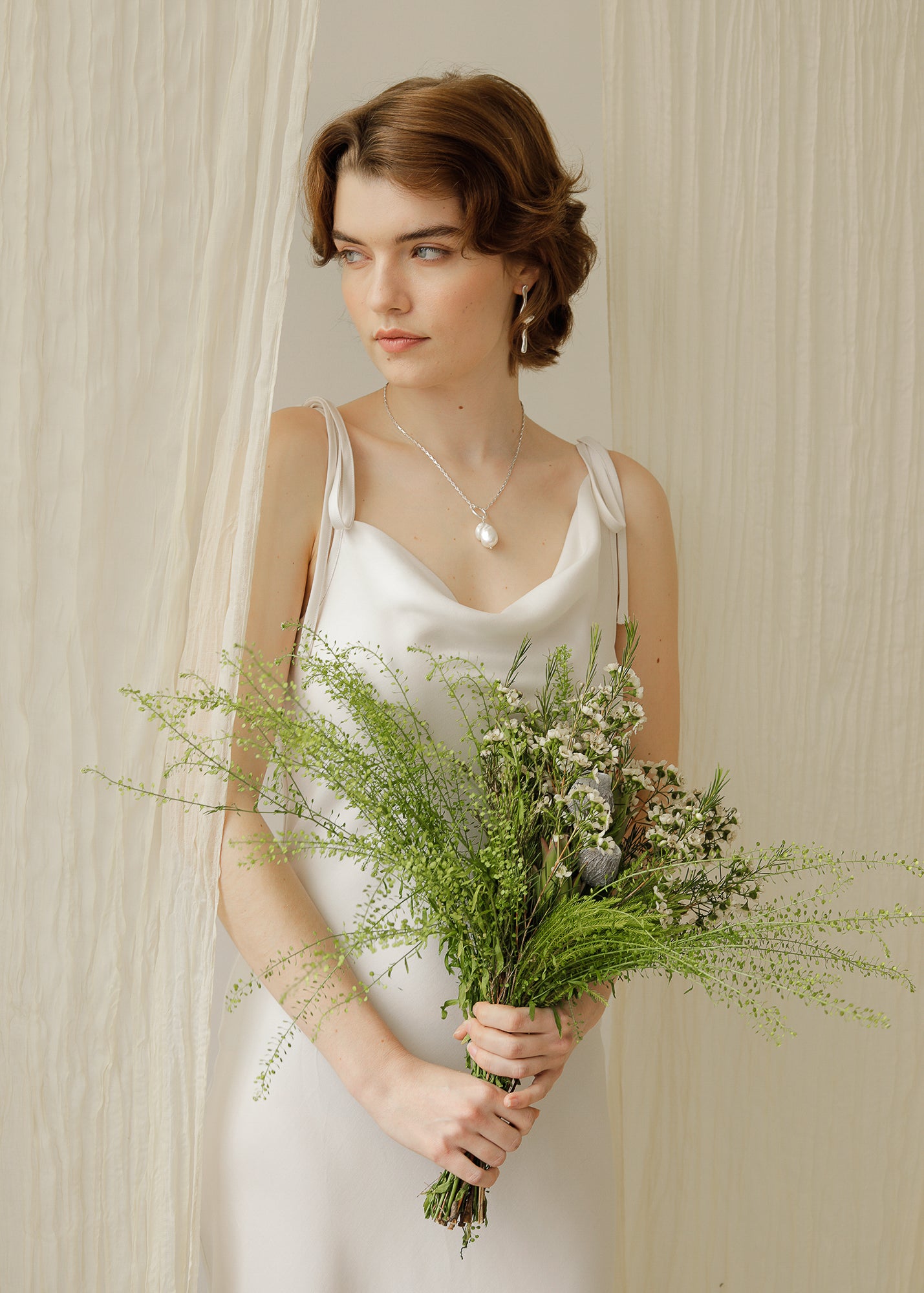 THE LUCIE DRESS - white
