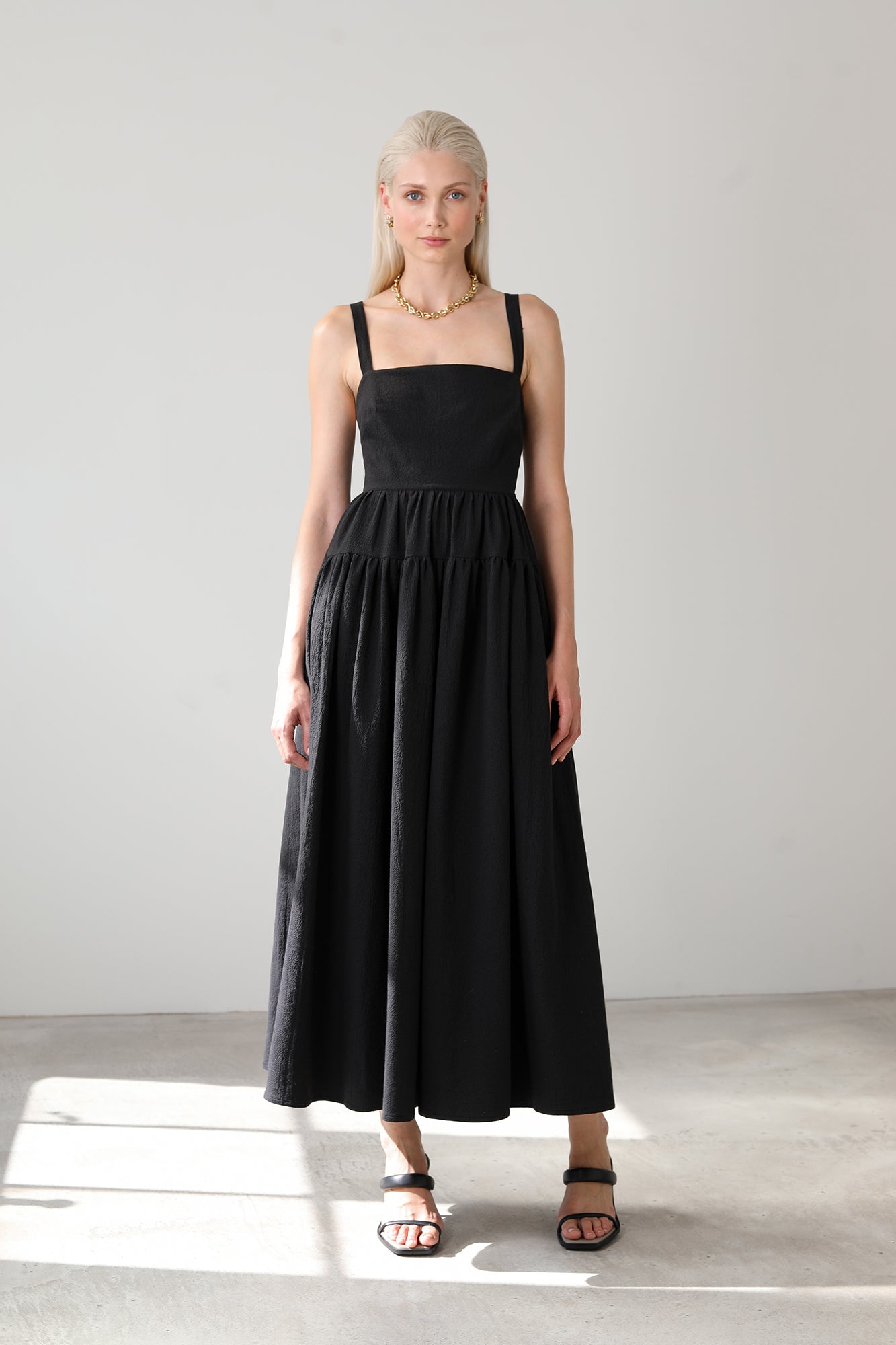 THE CLÉMENCE DRESS - black