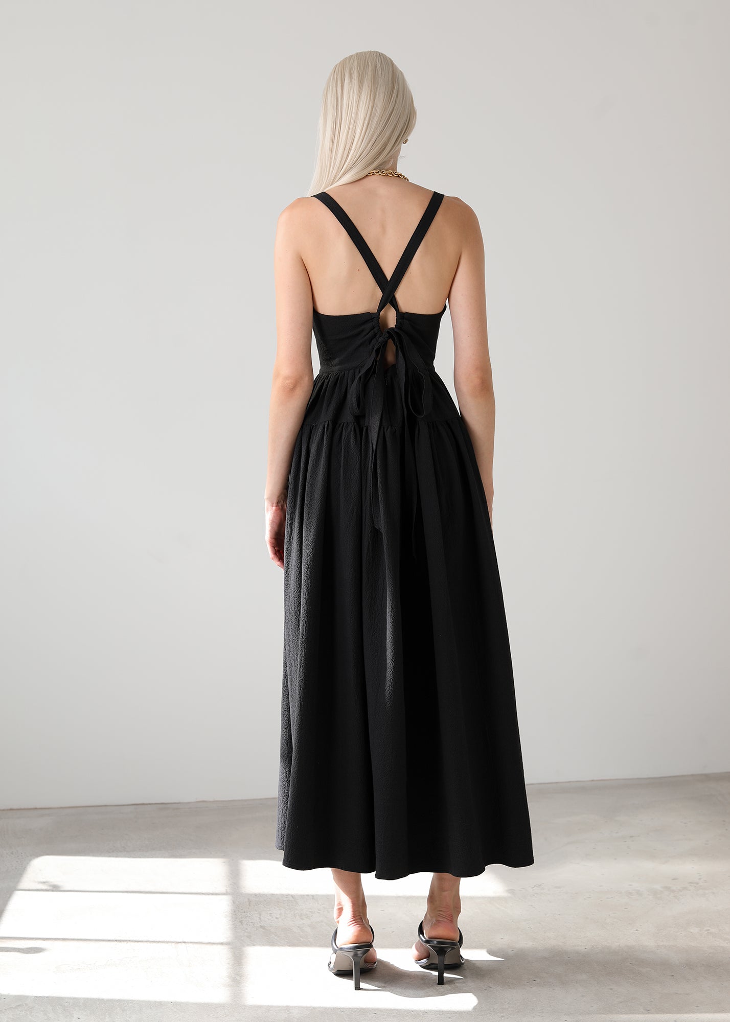 THE CLÉMENCE DRESS - black