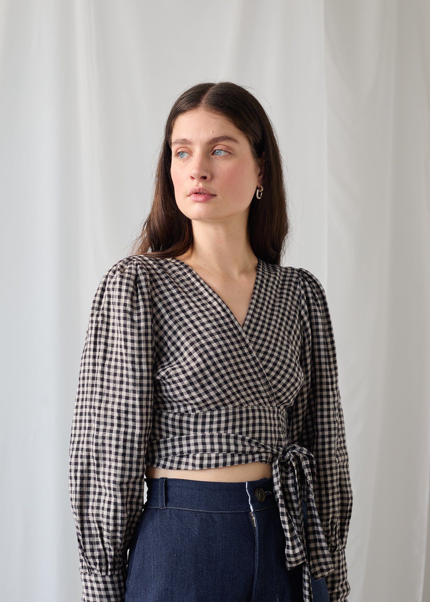 THE CÉCILE BLOUSE - mono gingham