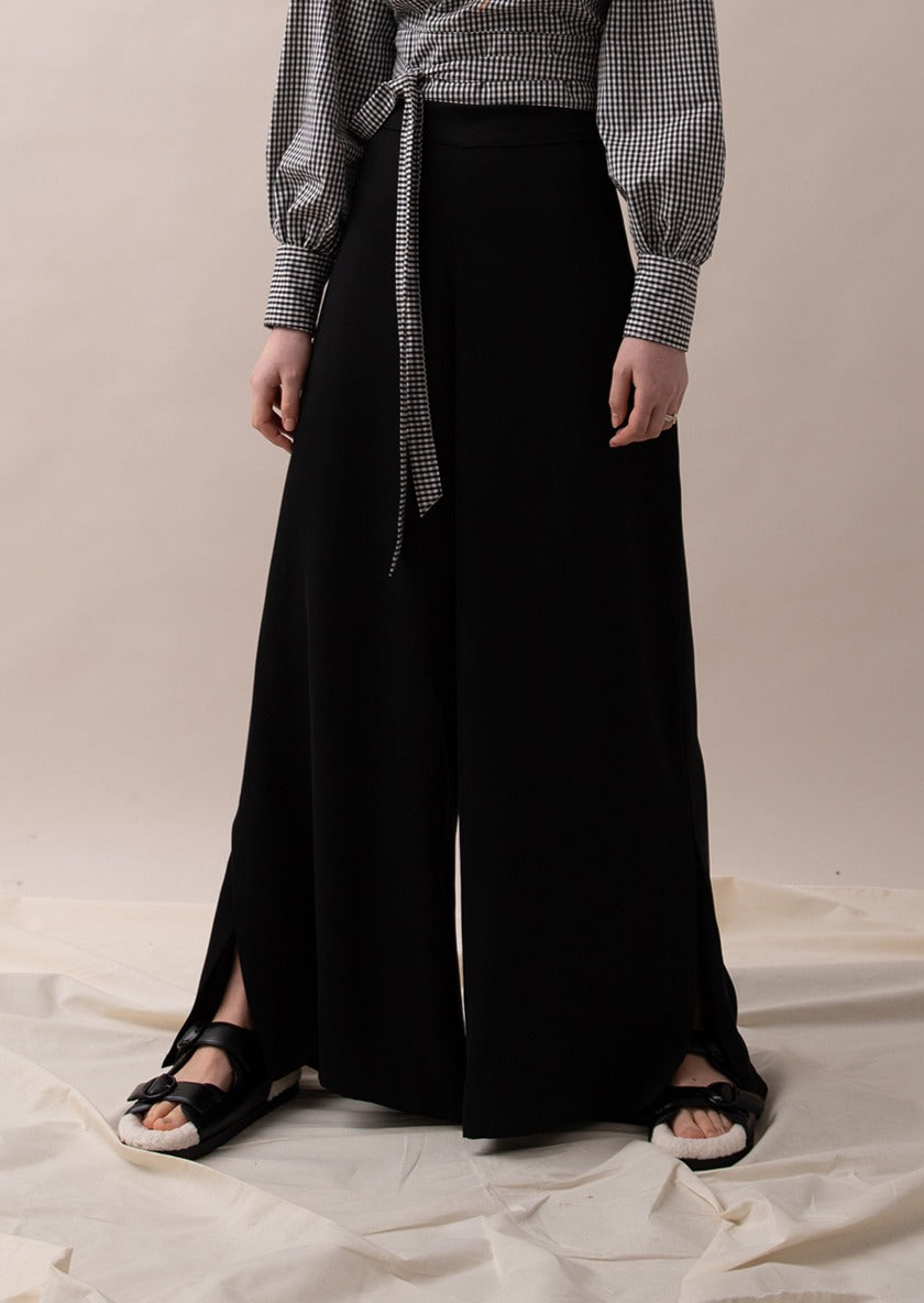 THE ASTRID TROUSER