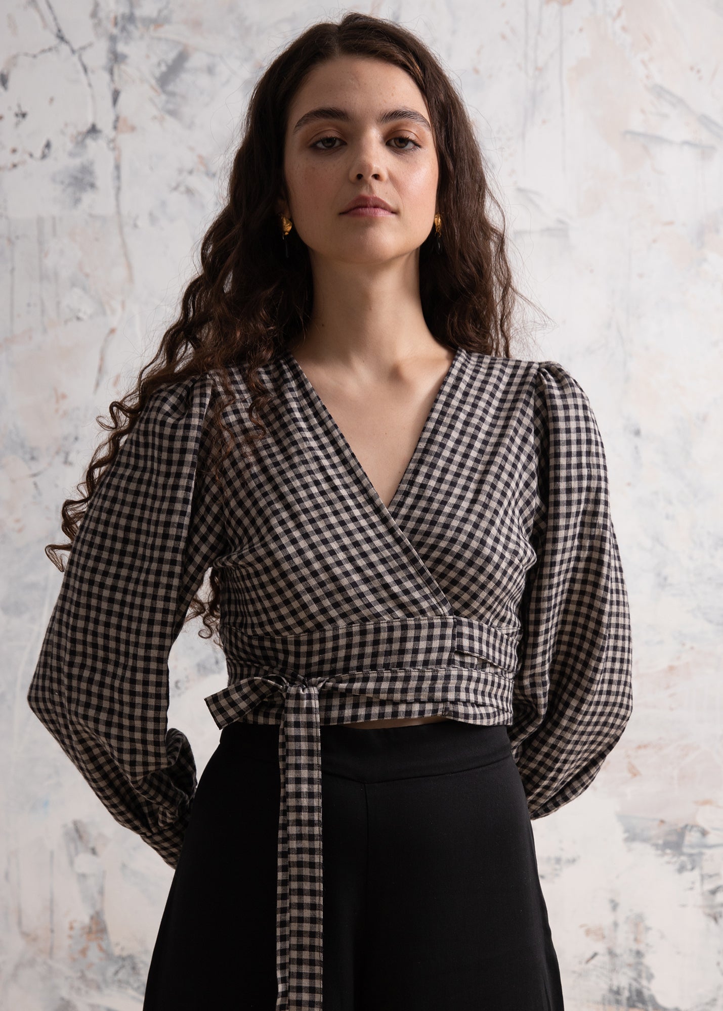 THE CÉCILE BLOUSE - mono gingham